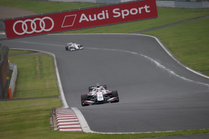 フリー走行: 平川亮（ITOCHU ENEX TEAM IMPUL SF19）