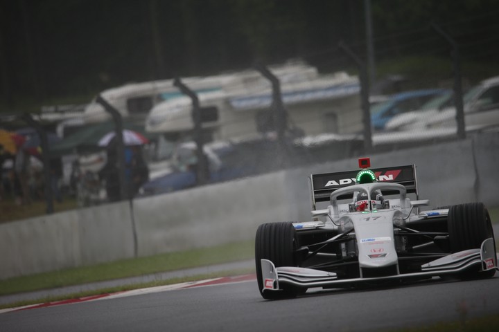 フリー走行: 塚越広大（REAL SF19）