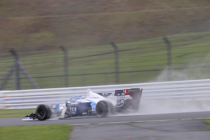 決勝レース: 牧野任祐（TCS NAKAJIMA RACING SF19）