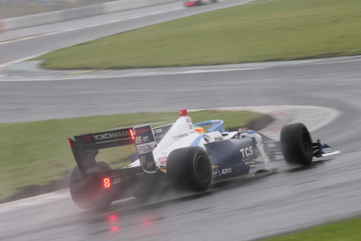 決勝レース: アレックス・パロウ（TCS NAKAJIMA RACING SF19）