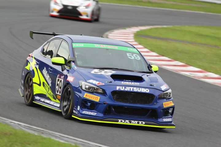 ST-2クラスポールポジションの大澤学／後藤比東至／井口卓人／石坂瑞基組（DAMD MOTUL ED WRX STI）