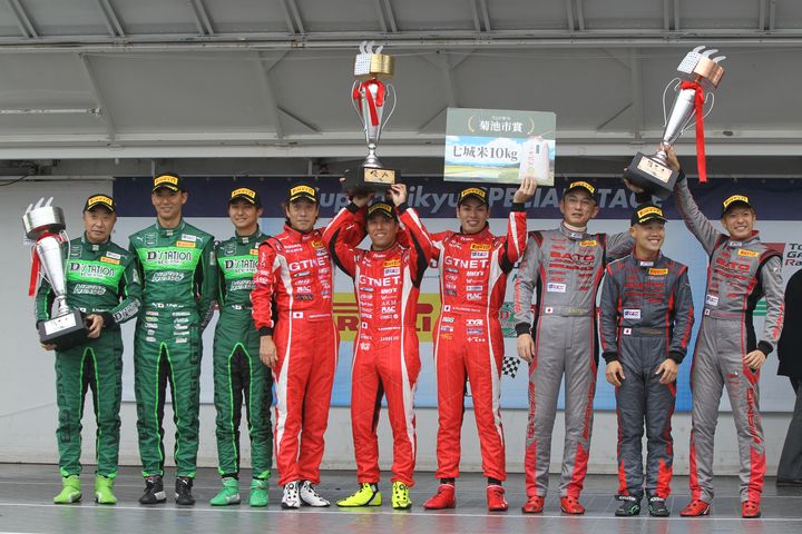 ST-Xクラスの表彰式