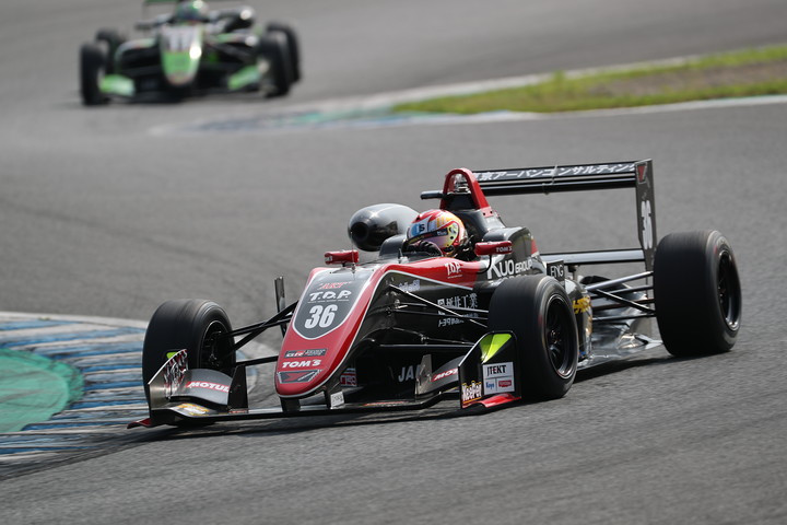 優勝は宮田莉朋（カローラ中京Kuo TOM'S F317）