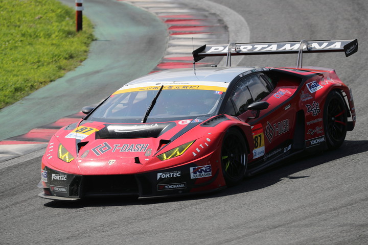GT300クラス優勝は高橋翼／アンドレ・クート／藤波清斗組（T-DASHランボルギーニ GT3）