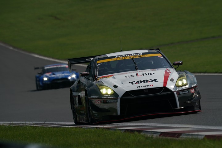 練習走行: 星野一樹（GAINER TANAX triple a GT-R）