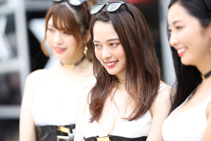 ピットウォーク: レースクイーン