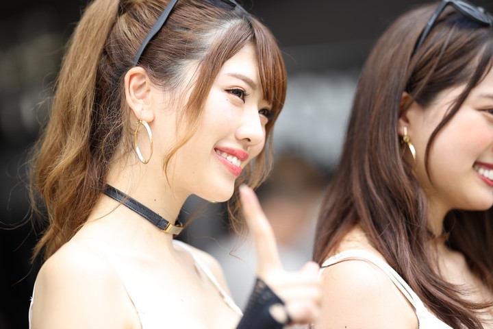 ピットウォーク: レースクイーン