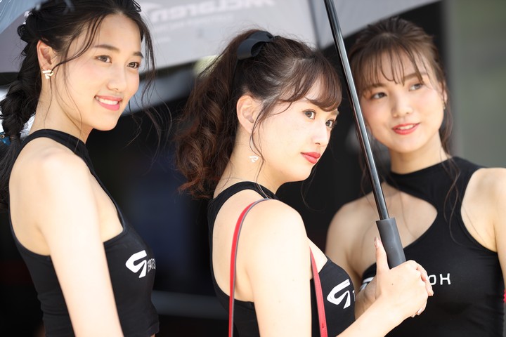 ピットウォーク: レースクイーン