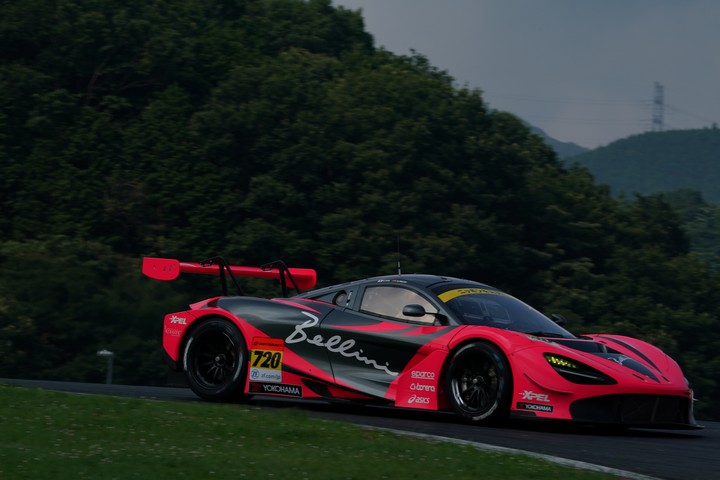 公式予選: 荒聖治（McLaren 720S）