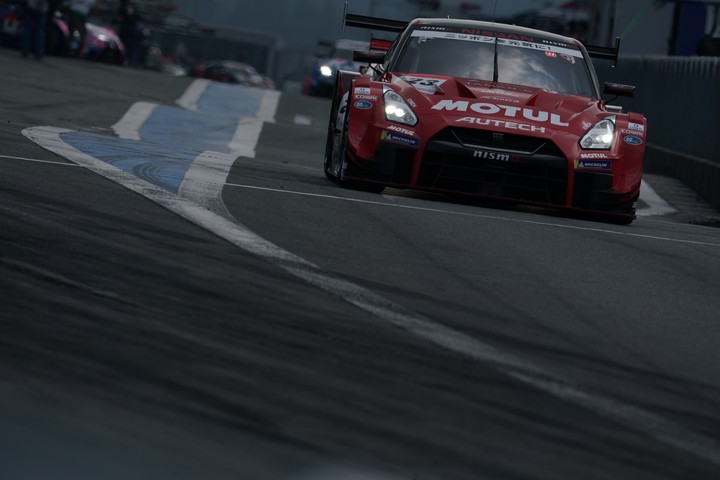 公式予選: 松田次生（MOTUL AUTECH GT-R）