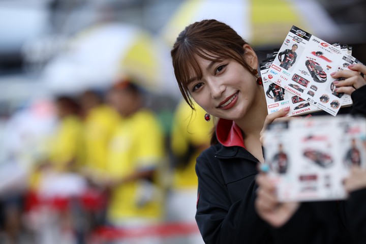 GTキッズウォーク: レースクイーン