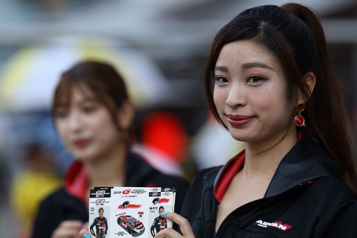 GTキッズウォーク: レースクイーン