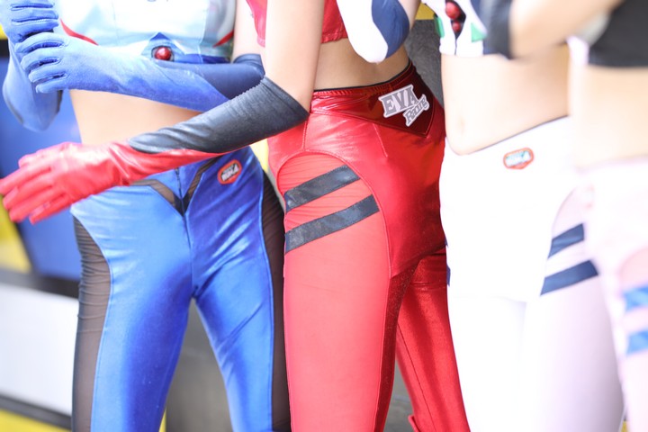 ピットウォーク: レースクイーン