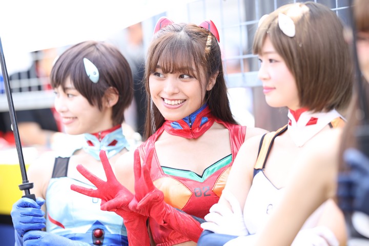 ピットウォーク: レースクイーン