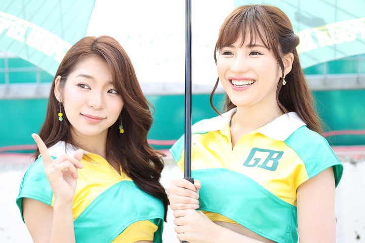 ピットウォーク: レースクイーン