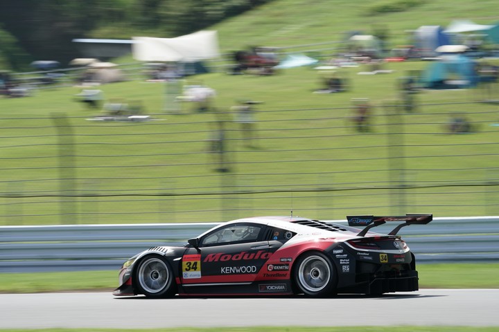 決勝レース: 道上龍／大津弘樹組（Modulo KENWOOD NSX GT3）