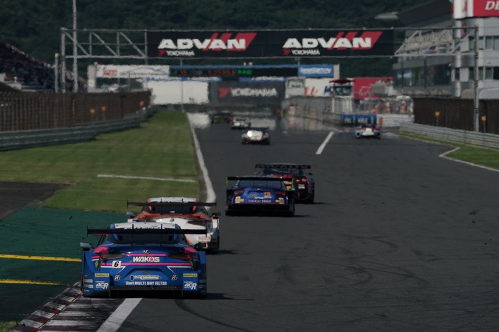 決勝レース: 大嶋和也／山下健太組（WAKO'S 4CR LC500）