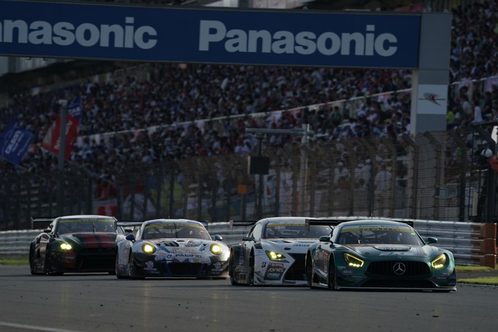 決勝レース: 手塚祐弥（ARNAGE AMG GT3）