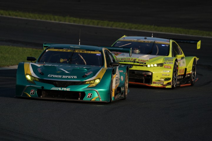 決勝レース: 吉田広樹（埼玉トヨペットGBマークX MC）