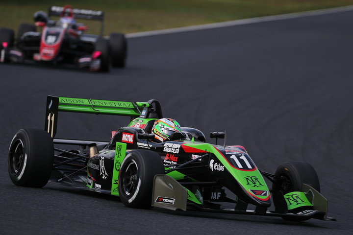 決勝2位はサッシャ・フェネストラズ（B-Max Racing with motopark F3）