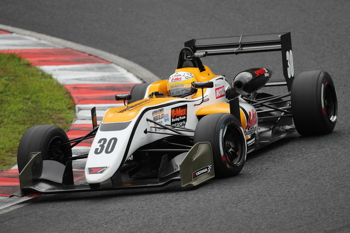 第19戦、第20戦ともマスタークラスポールポジションのDRAGON（TEAM DRAGON F3）