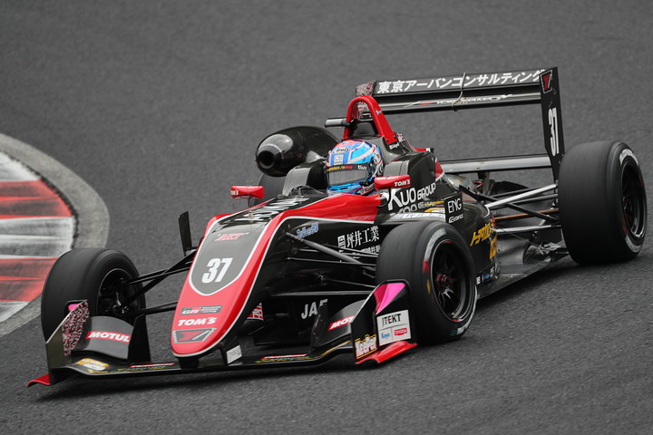 第19戦予選4位、第20戦予選3位の阪口晴南（カローラ中京Kuo TOM'S F317）