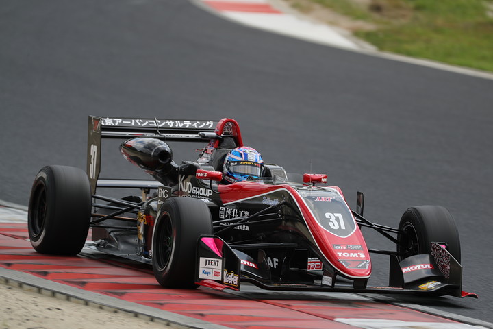 決勝3位は阪口晴南（カローラ中京Kuo TOM'S F317）