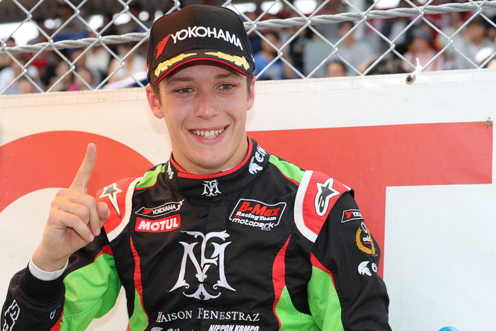 2019年のシリーズチャンピオンサッシャ・フェネストラズ（B-Max Racing with motopark）