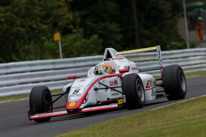 決勝2位は三宅淳詞（HFDP/SRS/コチラレーシング）