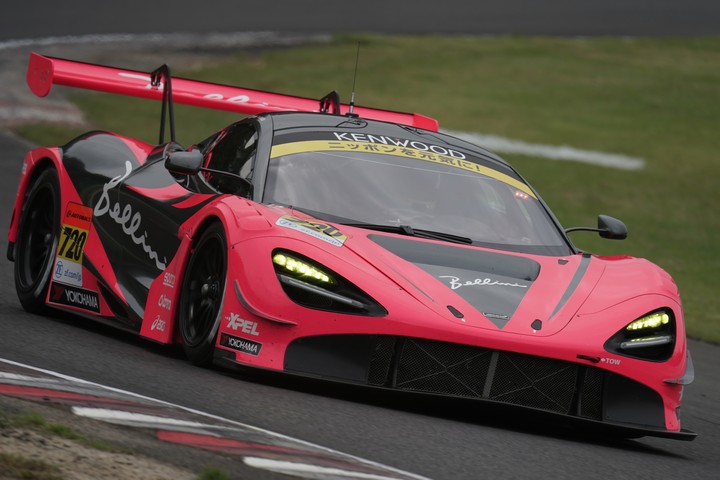 公式練習: 荒聖治（McLaren 720S）