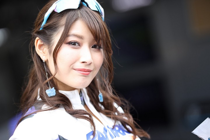 ピットウォーク: レースクイーン