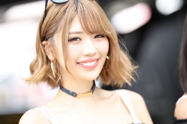 ピットウォーク: レースクイーン