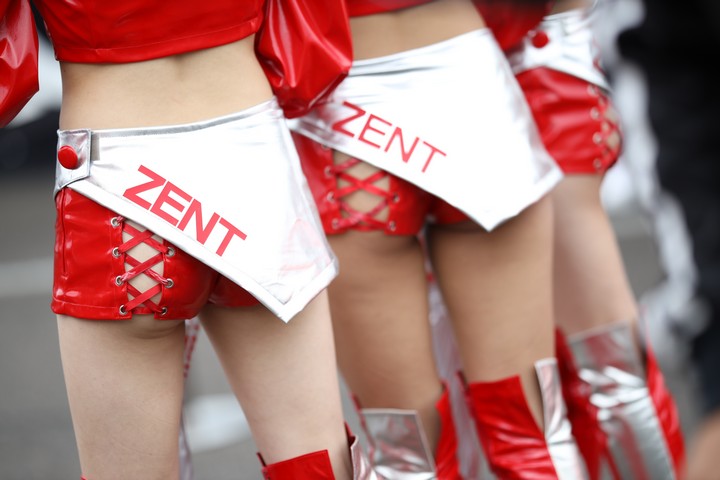 スタート進行: レースクイーン