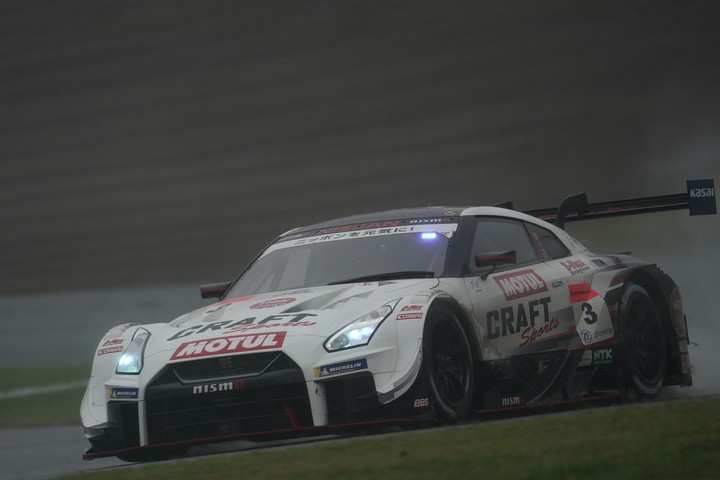 決勝レース: フレデリック・マコヴィッキィ（CRAFTSPORTS MOTUL GT-R）