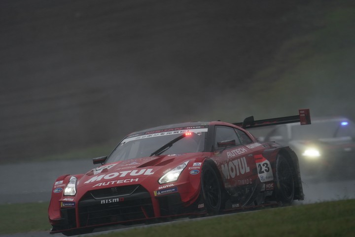 決勝レース: 松田次生（MOTUL AUTECH GT-R）