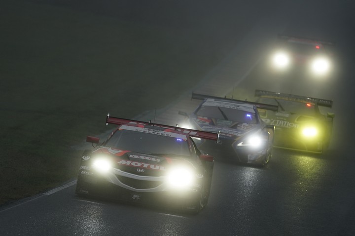 決勝レース: 中嶋大祐（MOTUL MUGEN NSX-GT）