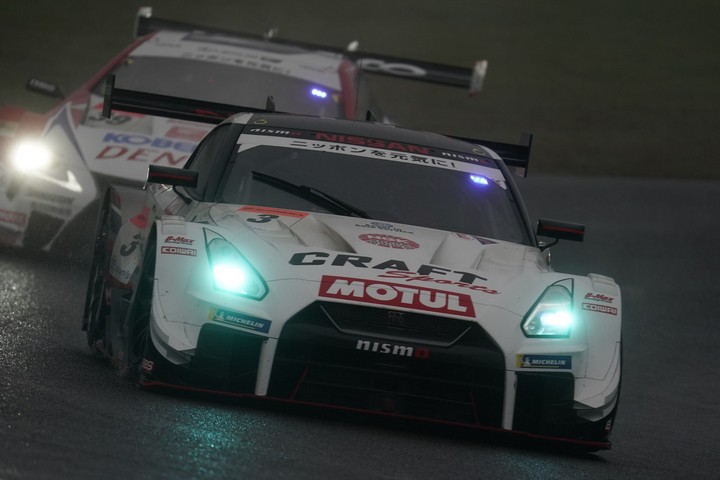 決勝レース: フレデリック・マコヴィッキィ（CRAFTSPORTS MOTUL GT-R）