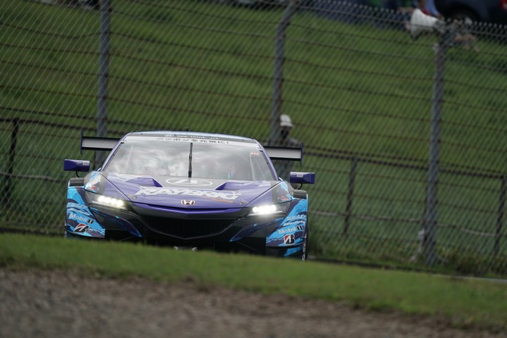 公式練習: 山本尚貴（RAYBRIG NSX-GT）