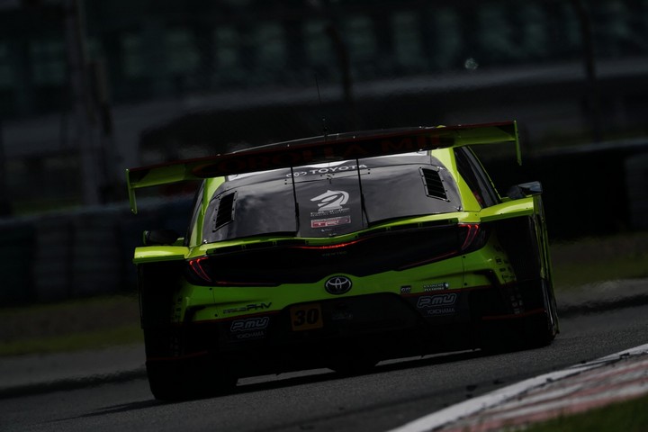 公式練習: 永井宏明／織戸学組（TOYOTA GR SPORT PRIUS PHV apr GT）