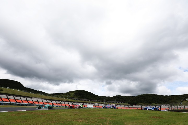 公式練習: 第2ヘアピンからジェットコースターストレートへ