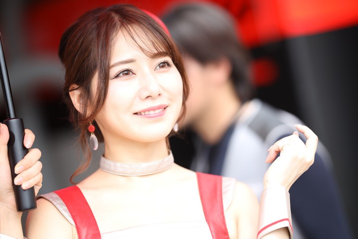 ピットウォーク: レースクイーン