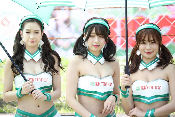 ピットウォーク: レースクイーン