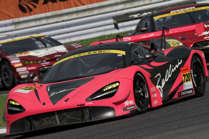 決勝レース: 荒聖治（McLaren 720S）