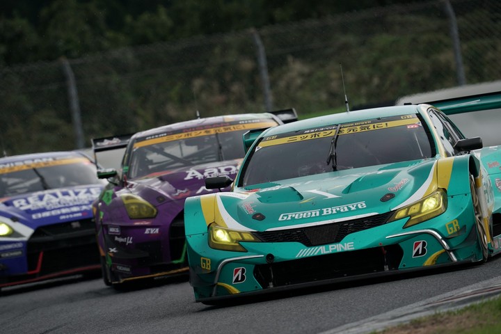 決勝レース: 脇阪薫一（埼玉トヨペットGBマークX MC）