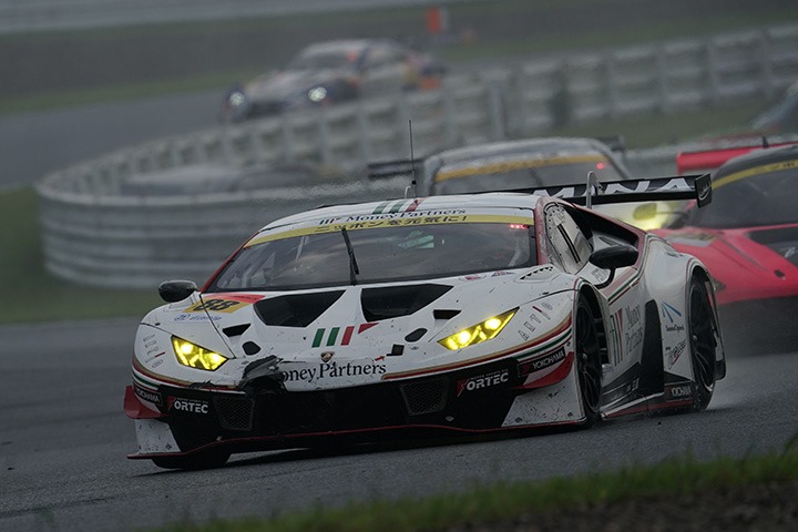 GT300クラス決勝3位は小暮卓史／元嶋佑弥組（マネパ ランボルギーニ GT3）
