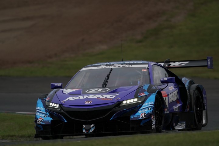 GT500クラス予選2位は山本尚貴／ジェンソン・バトン組（RAYBRIG NSX-GT）