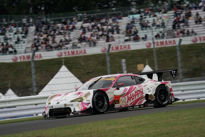 GT300クラス予選3位は松井孝允／佐藤公哉組（HOPPY 86 MC）