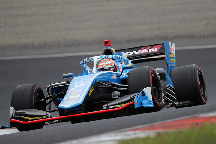 フリー走行1回目: 久々参戦の中山雄一（UOMO SUNOCO SF19）は5位