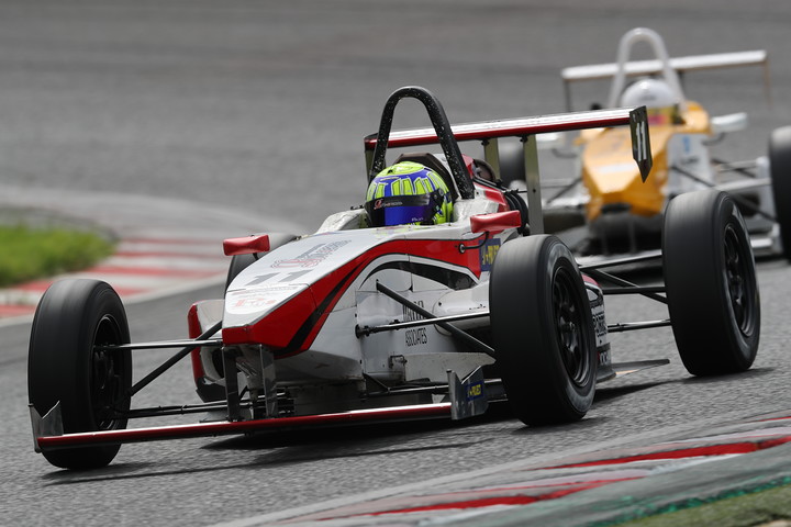 予選2位は岩佐歩夢（Rn-sports制動屋DプロKK-S）