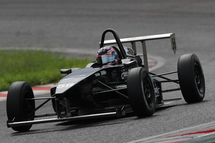 ポールポジションは澤龍之介（TPS/KK-SⅡ・制動屋）